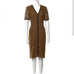 Burberry London Lace leather stitched detail midi dress with short sleeves sz.12